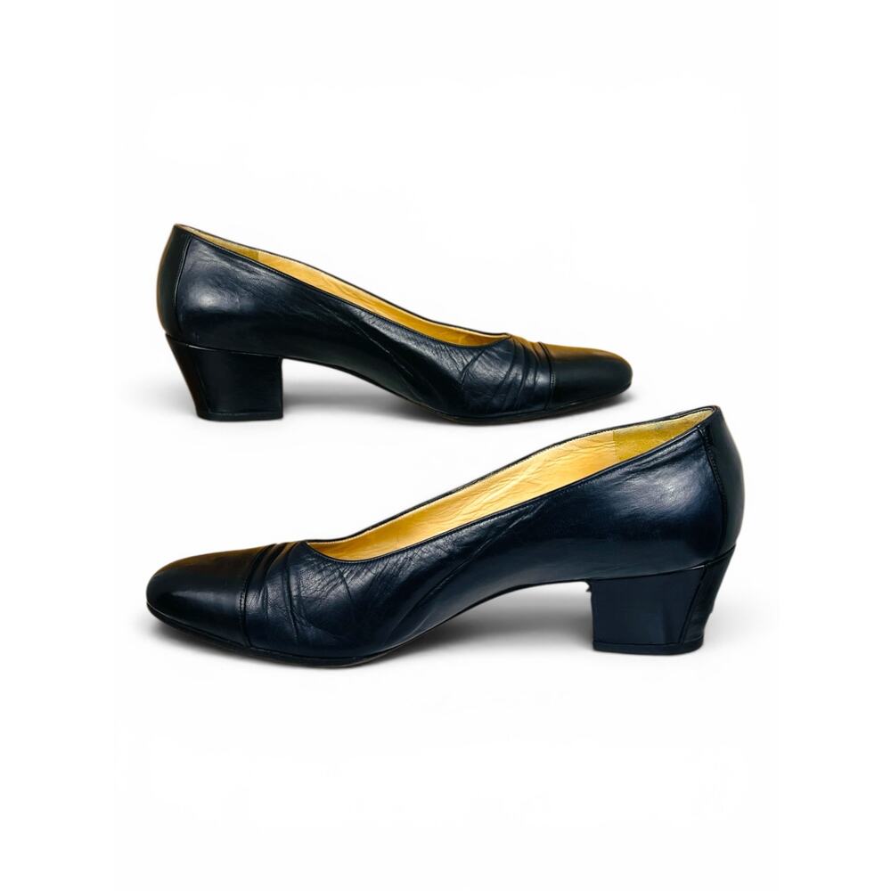 Chanel 1998 Two Tone Spectator Cap Toe Pumps Navy Black Leather Heels 36 - Picture 8 of 10